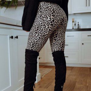 Sassy Tan and Black Leopard Pocket Leggings